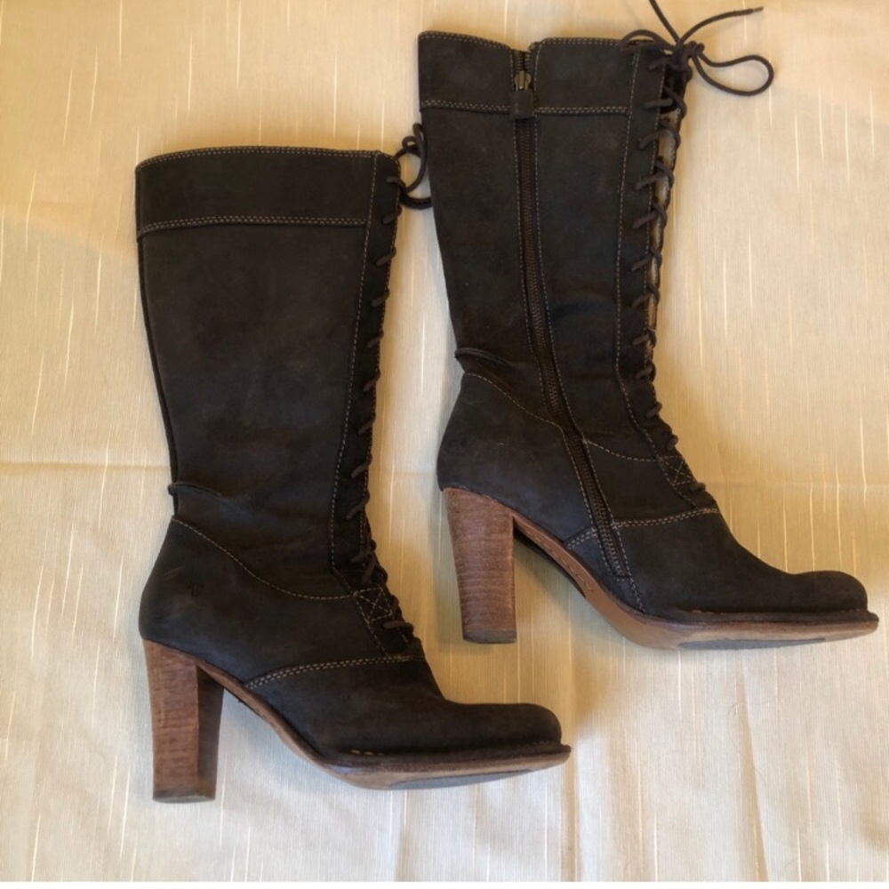Villager boots